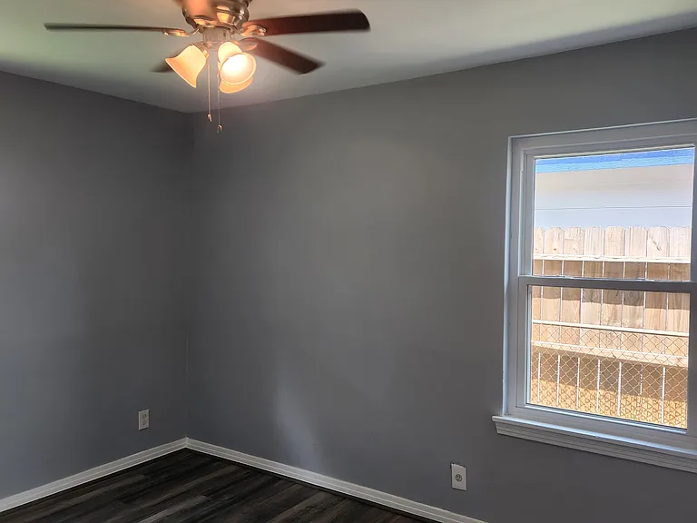 7409 Cabot St — Photo 13