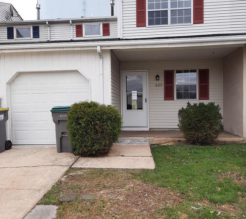 1st image of 625 Nanticoke Pl