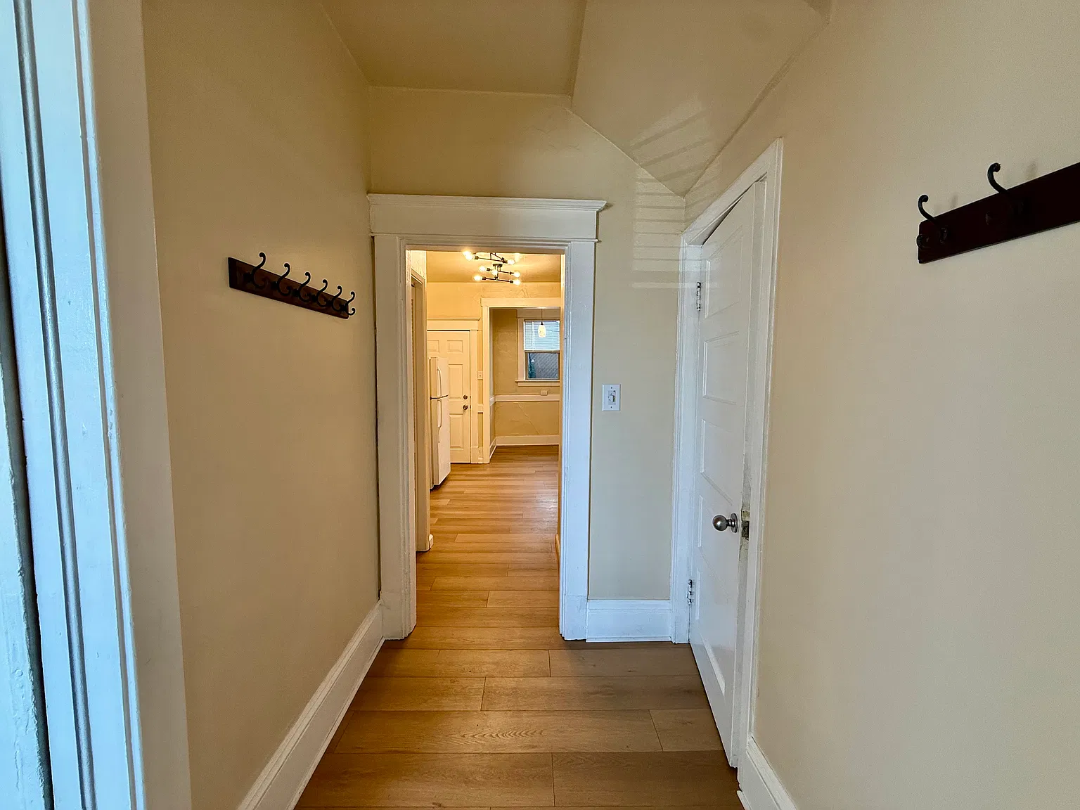 1 bed, 600 sqft, $1,500 — Photo 2
