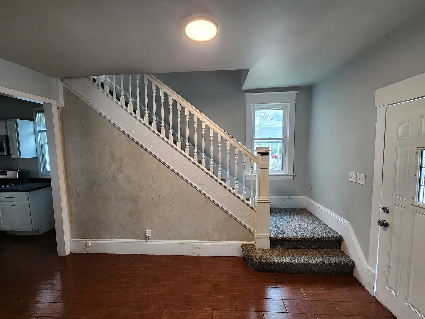 3 bed 2 bath House — Photo 3