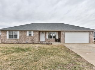 4782 Karlin Ln, Bolivar, MO 65613