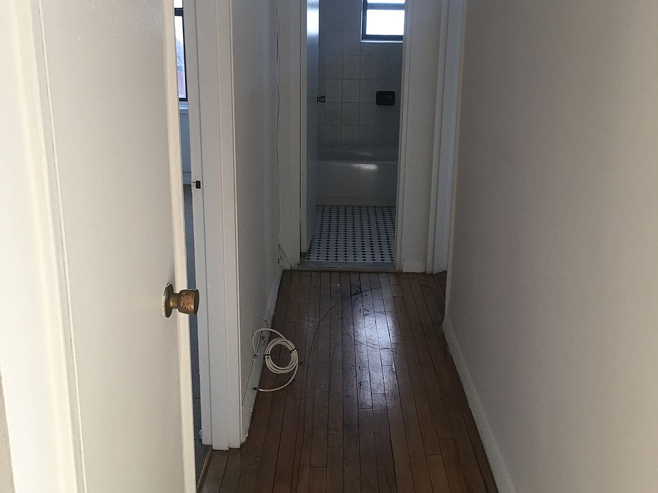 1st image of 8620 Queens Blvd