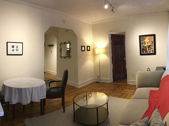 3rd image of 405 E 61st St APT 2C