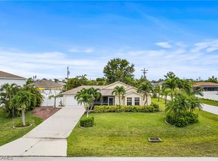 221 SW 19th Ter, Cape Coral, FL 33991