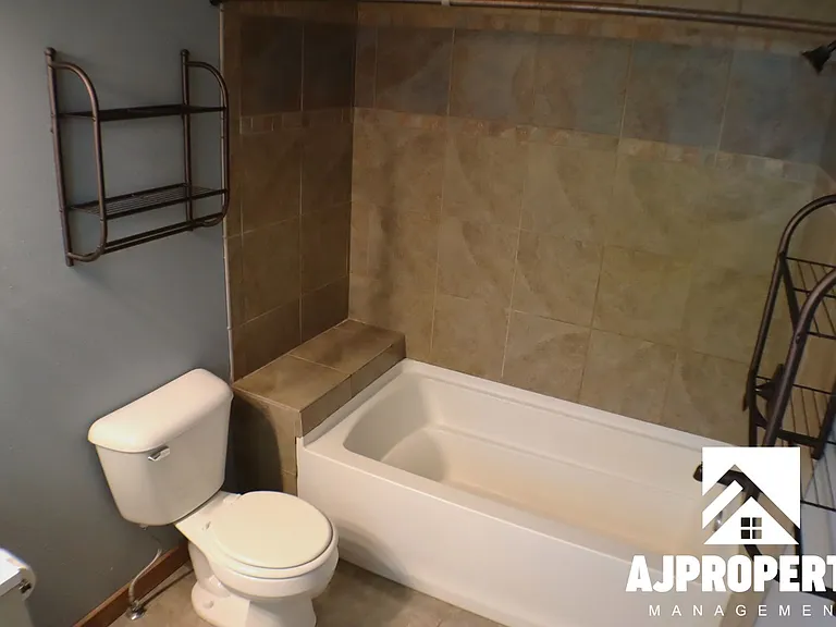 1305 S Norton Ave #1-X — Photo 10