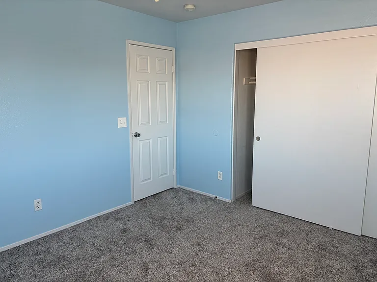 8623 Bridgeport Ave — Photo 14