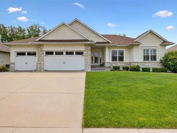 3355 Wild Rose Rd, Cedar Rapids, IA 52411