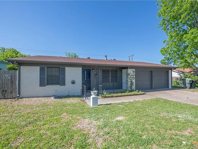1228 Chippendale Dr — Photo 8