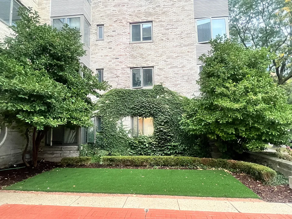 1609 N. Prospect Avenue
