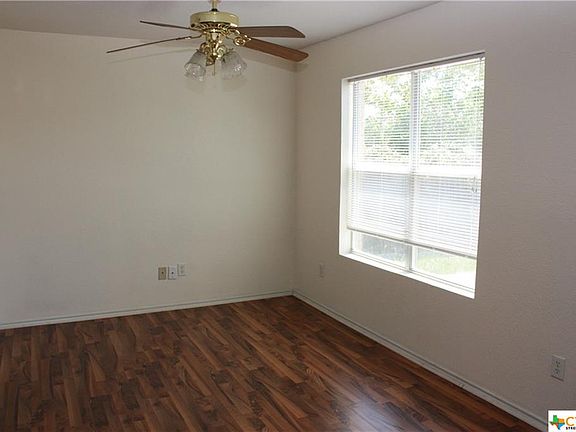 4th image of 3306 Driftwood Dr