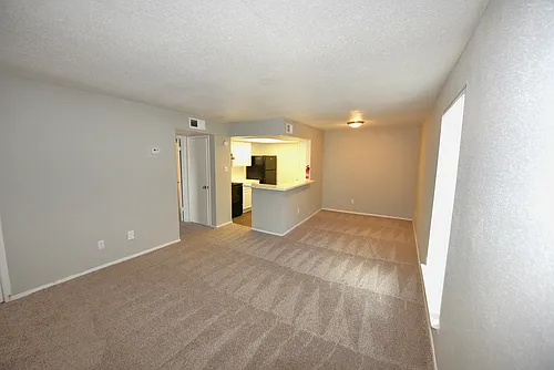 Mariposa Flats Photo 1