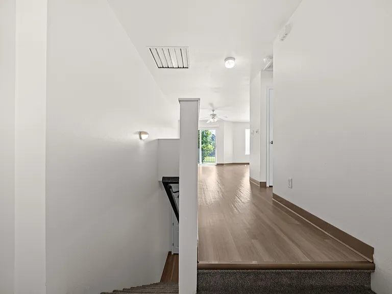 Glenmoor Townhomes — Photo 17