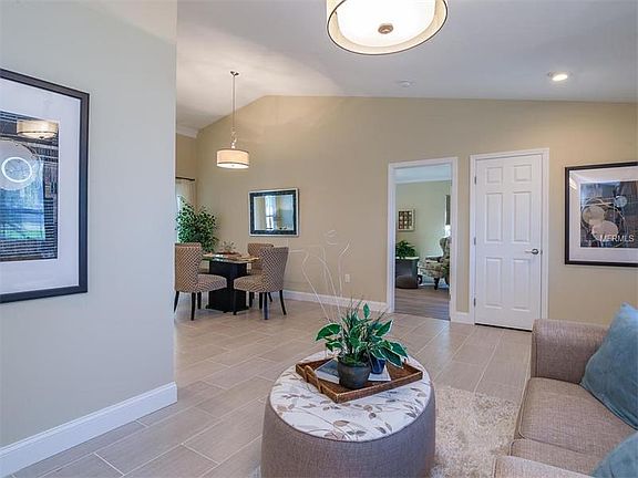 5th image of 8307 Country Park Way