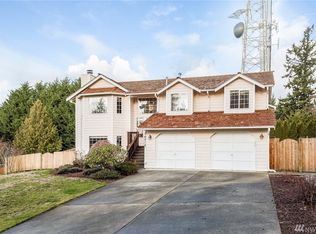 16515 39th Street Ct E, Lake Tapps, WA 98391