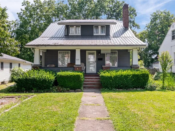 223 Hawk Ave, Akron, OH 44312