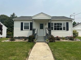 632 N School Ave, Oglesby, IL 61348