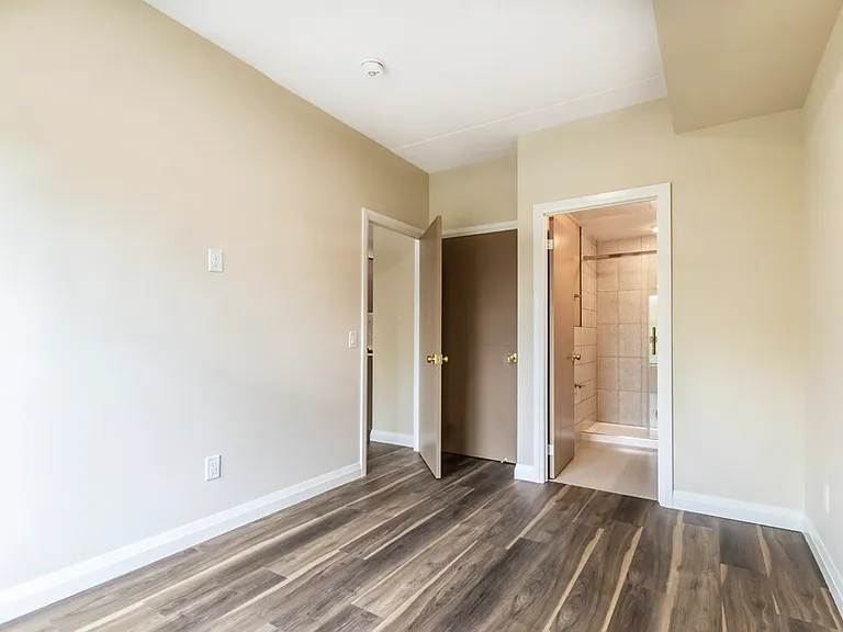 580 Coldstream Dr — Photo 5