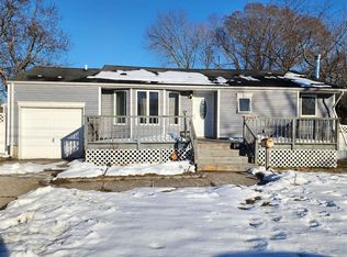 2909 Chestnut Ave, Medford, NY 11763