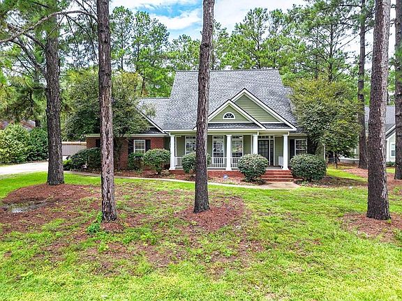 2nd image of 102 Spur Ln