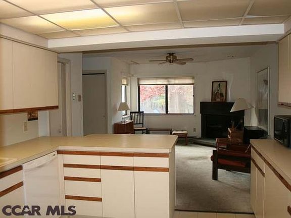 2nd image of 1518 Woodledge Cir