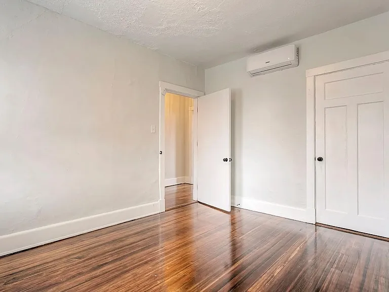 29 W McMillan St #4 — Photo 4