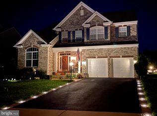 12800 Chandon Cross Rd, Woodbridge, VA 22193