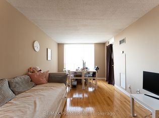 19 Northern Heights Dr #504, Richmond Hill, ON
