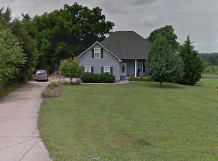 11083 New Cut Off Rd, Bon Aqua, TN 37025