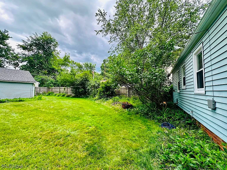7077 Greenleaf Ave — Photo 28
