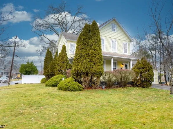 33 Glenwild Ave, Bloomingdale Boro, NJ 07403