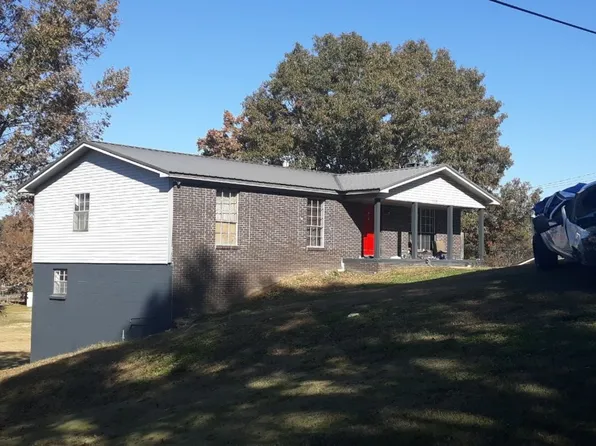 7338 Franklin Dr, Bessemer, AL 35023