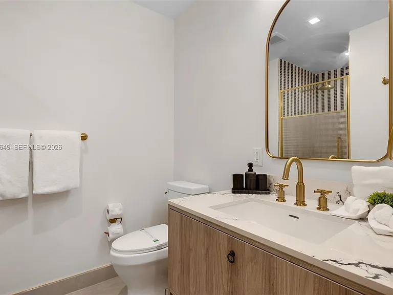 2700 NW 2nd Ave #233 — Photo 4