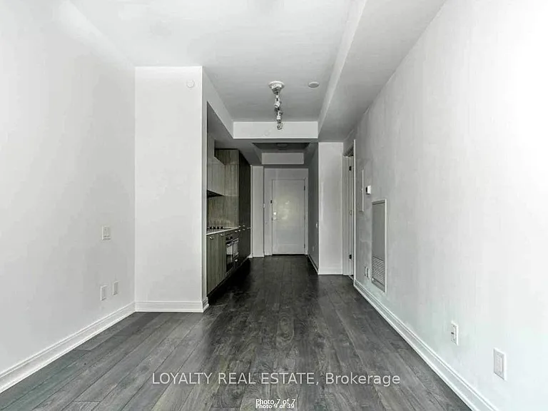 50 Charles St E #2408 — Photo 7