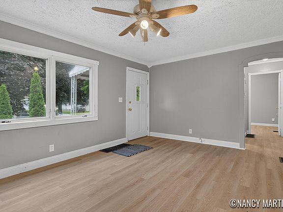 5th image of 853 California St NW