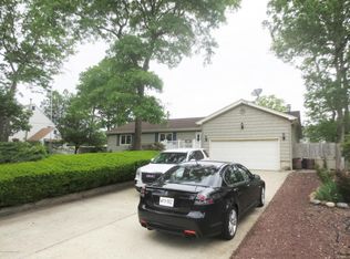 1008 Elwood St, Forked River, NJ 08731