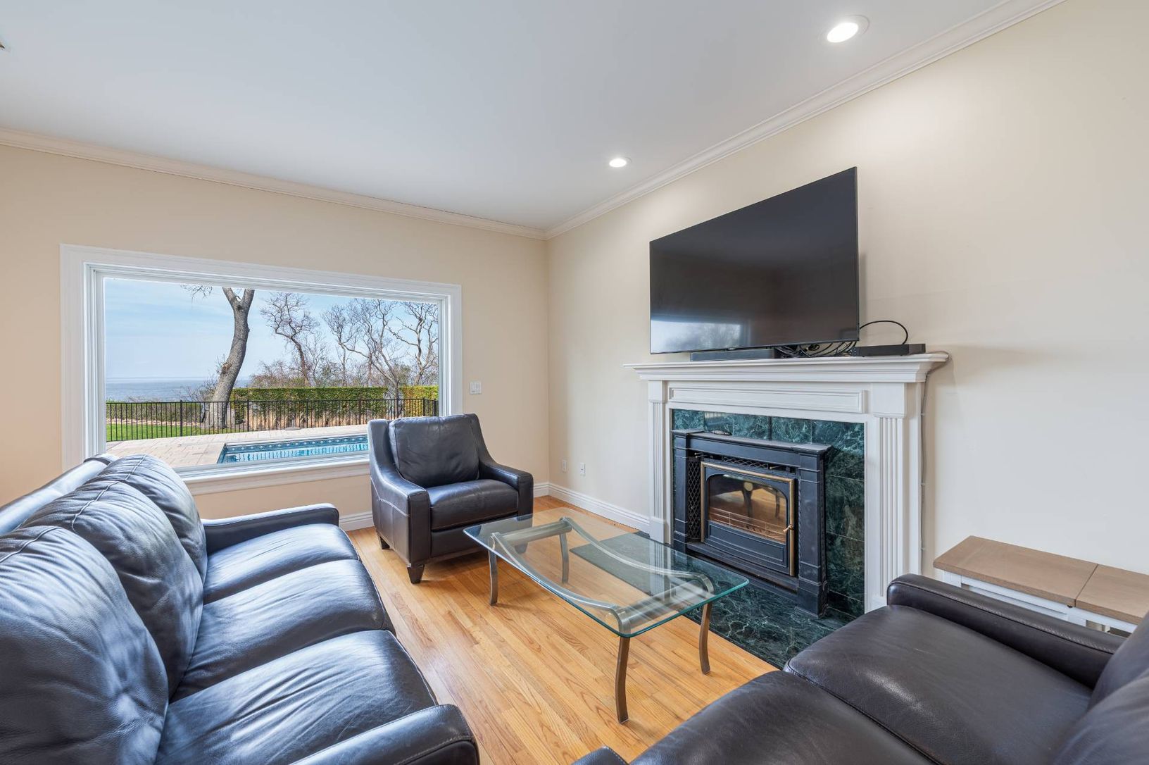 16125 Soundview Ave, Southold
