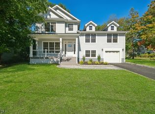 2 Macopin Dr, Livingston Twp., NJ 07039