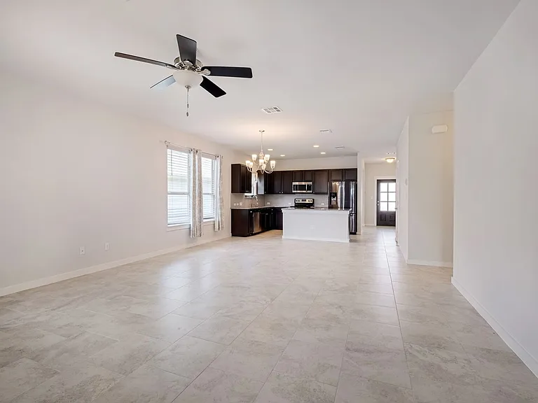 228 Trellis Blvd — Photo 12