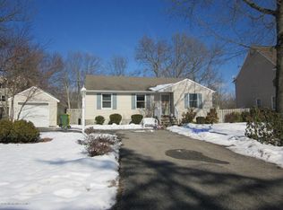 1431 Bellinger St, Lakewood, NJ 08701