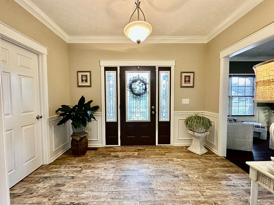 1642 W Foxcliff Dr S, Martinsville, IN 46151 MLS 21906202 Zillow