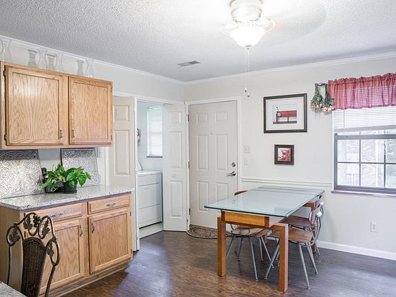 5th image of 810 Highland Dr APT 604