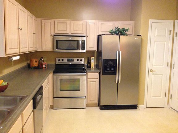 4th image of 3707 E Barrington Dr APT 204