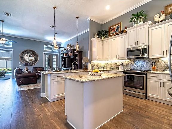 4th image of 4713 Atwood Dr