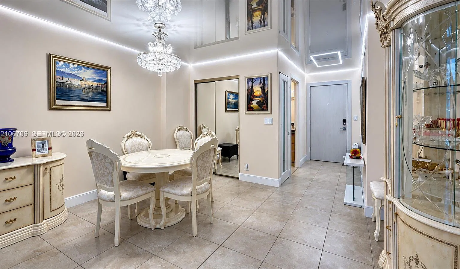 La Mer Estates South Cond — Photo 1