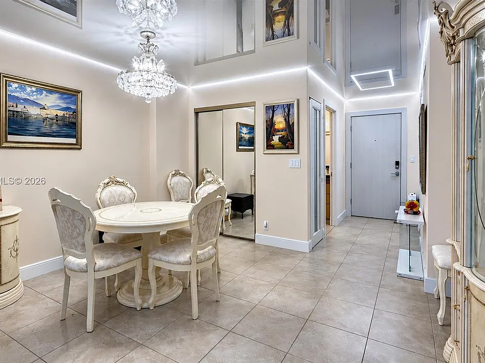 1904 S Ocean Dr #505