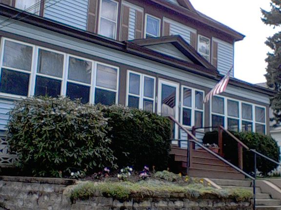 street view-enclosed front 