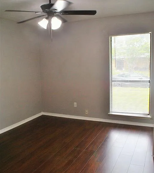 5528 Adams Dr — Photo 7