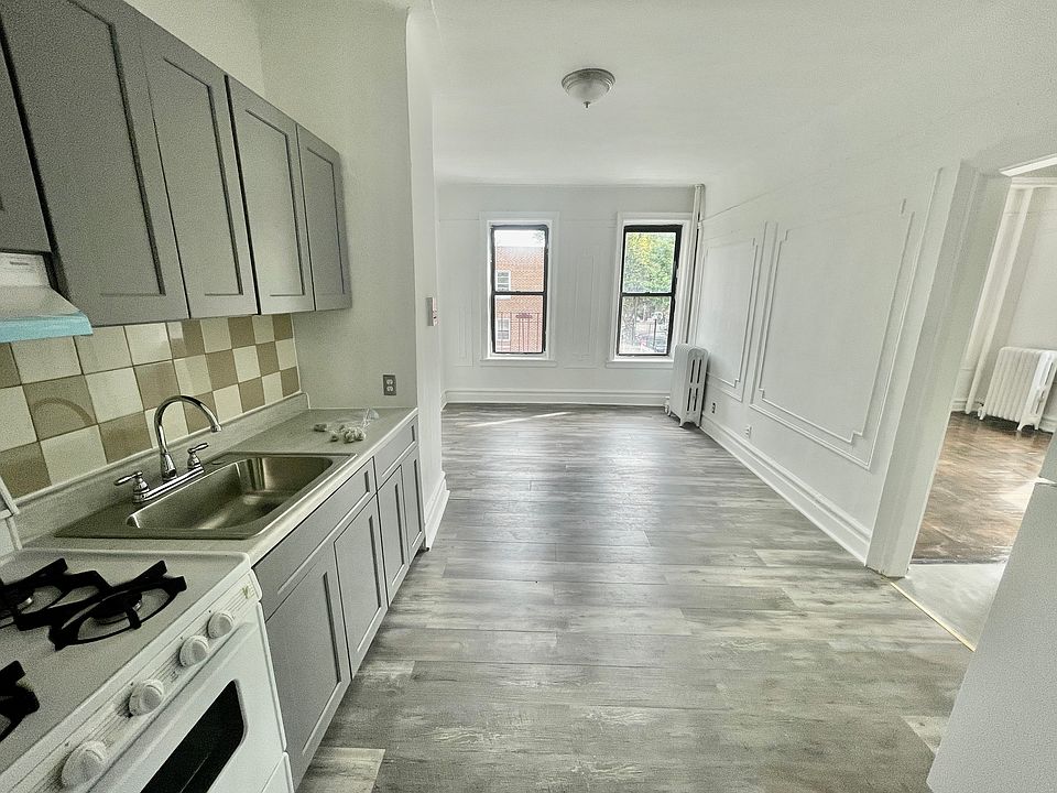1st image of 8919 32nd Ave APT B1