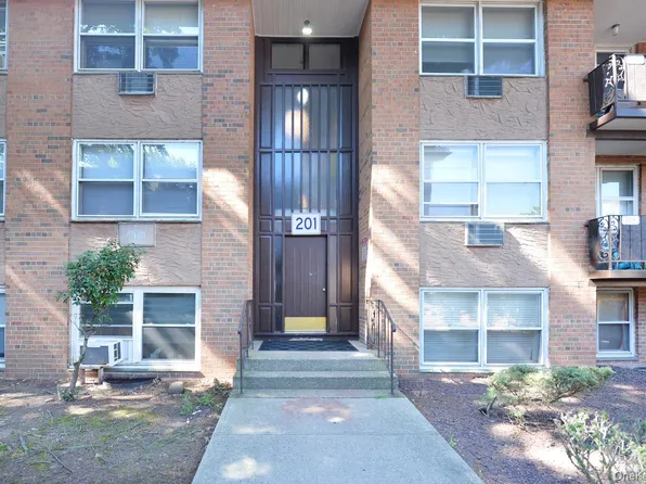 201 Kearsing Parkway #G, Monsey, NY 10952