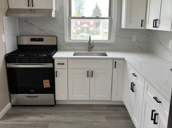1158 Roosevelt Ave Unit 2